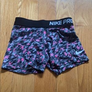 NIKE PRO